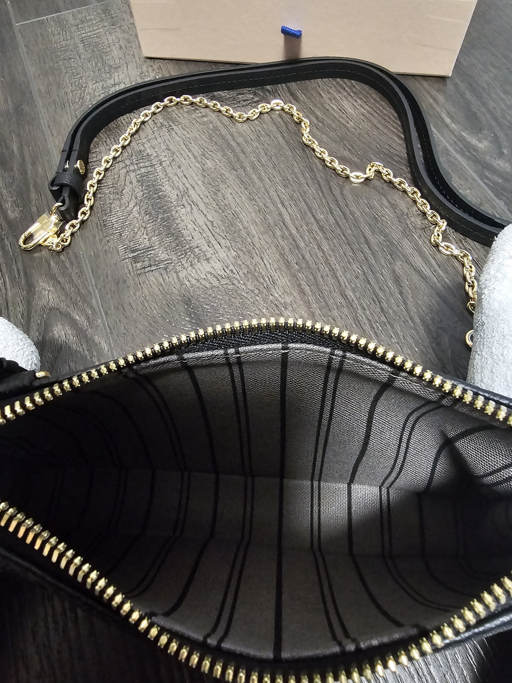 Louis Vuitton Black Embossed Monogram Crossbody with Gold Chain - Picture 4 of 5
